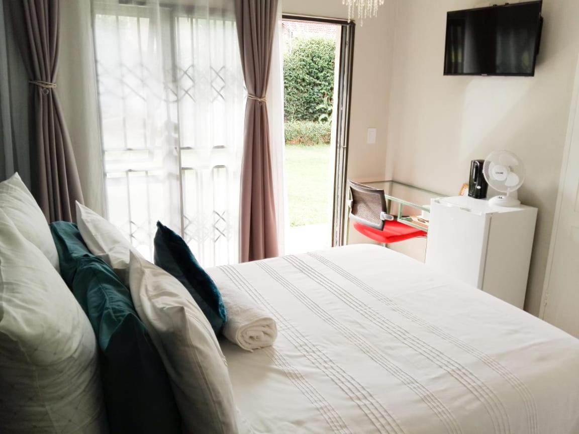 South Serene Guest House 미드랜드 외부 사진